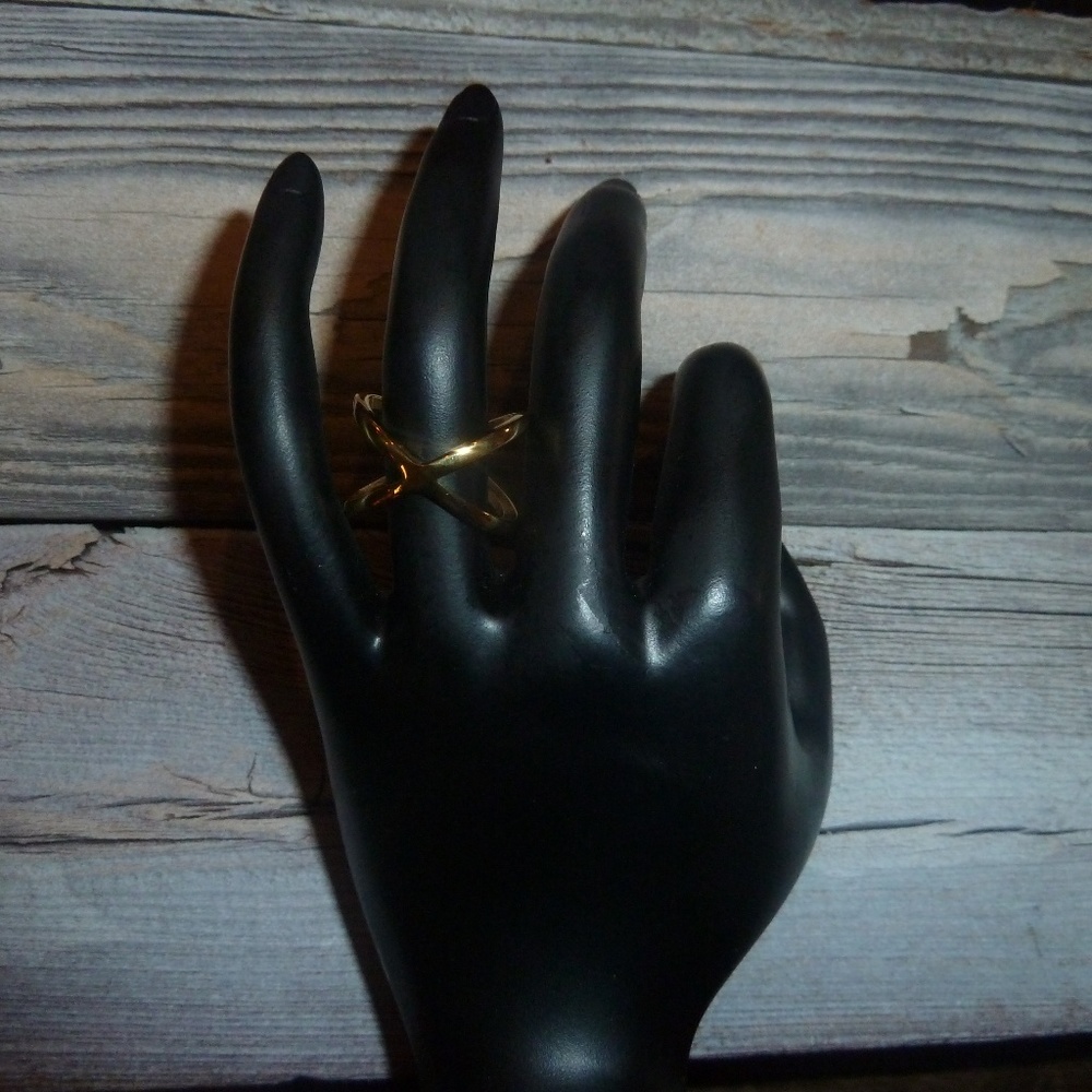 Women's Ring 18k Gold Plated X Style 6